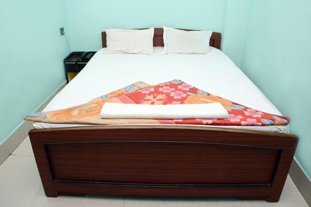 Hotel Nirmal Inn Бхубанешвар Номер фото